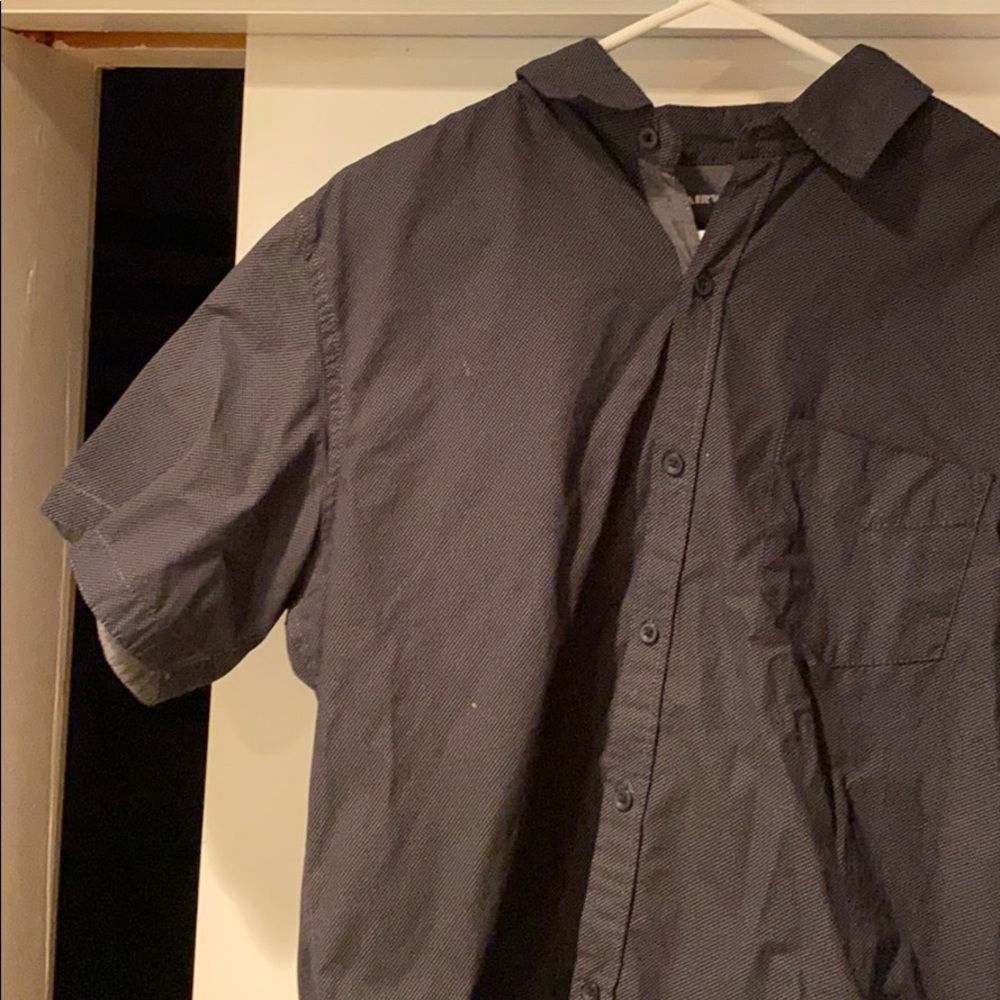 Black Men’s Short Sleeve Button Down
